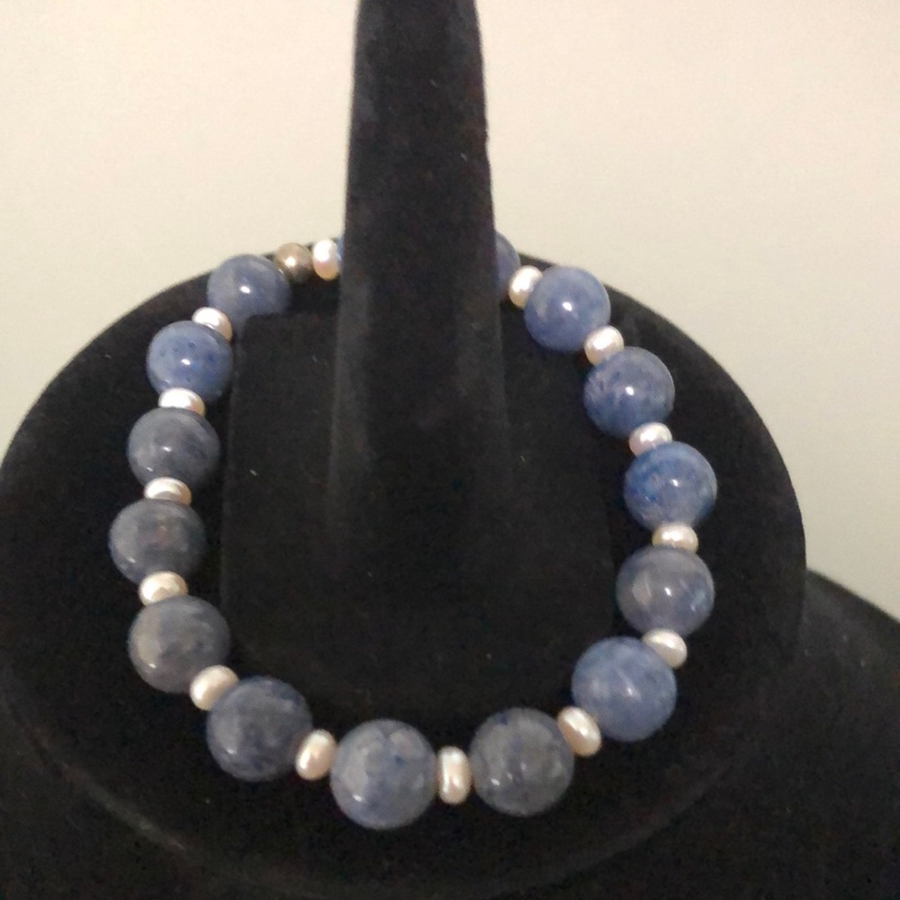Elegant Blue and White Beaded Bracelet
